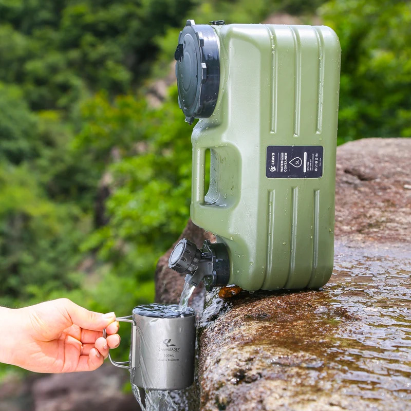 5/11L Outdoor Water Bin Large  - đánh giá và giá Outdoor Camping Bin